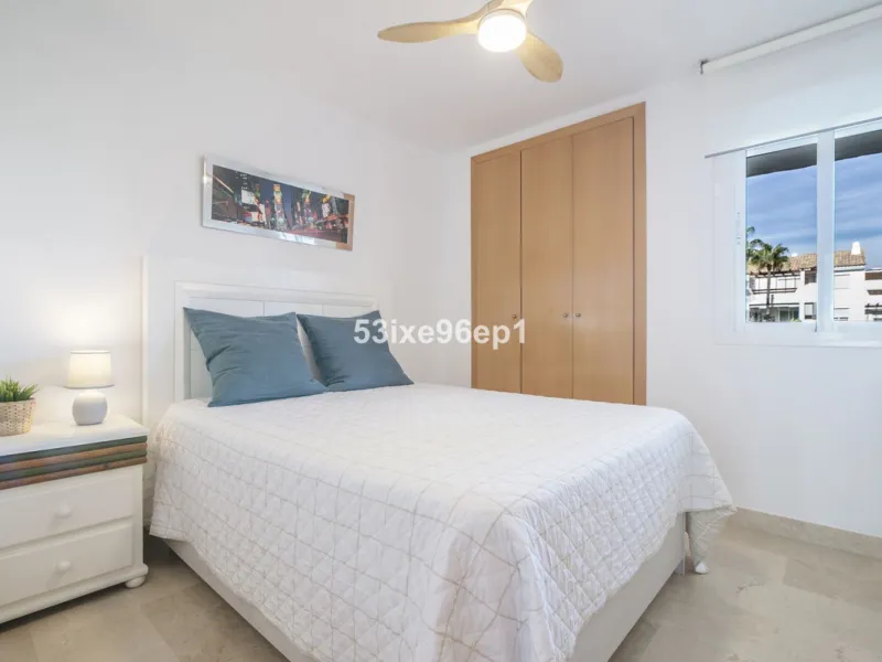 Middle Floor Apartment, Selwo, Costa del Sol.