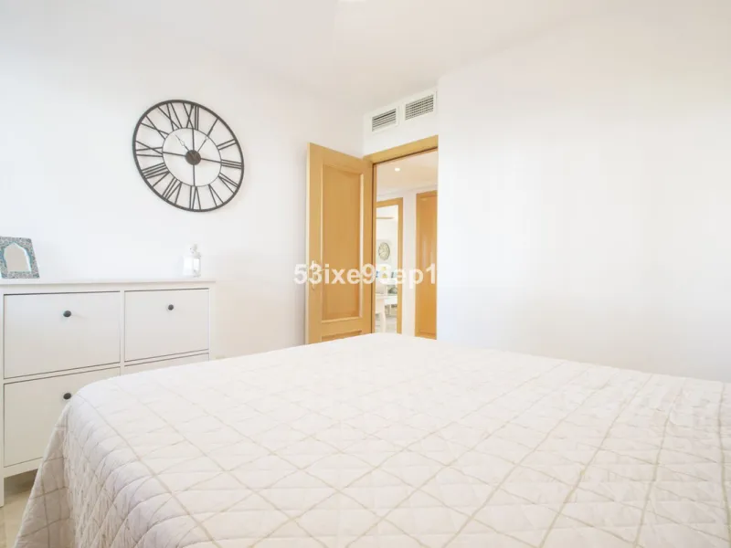 Middle Floor Apartment, Selwo, Costa del Sol.