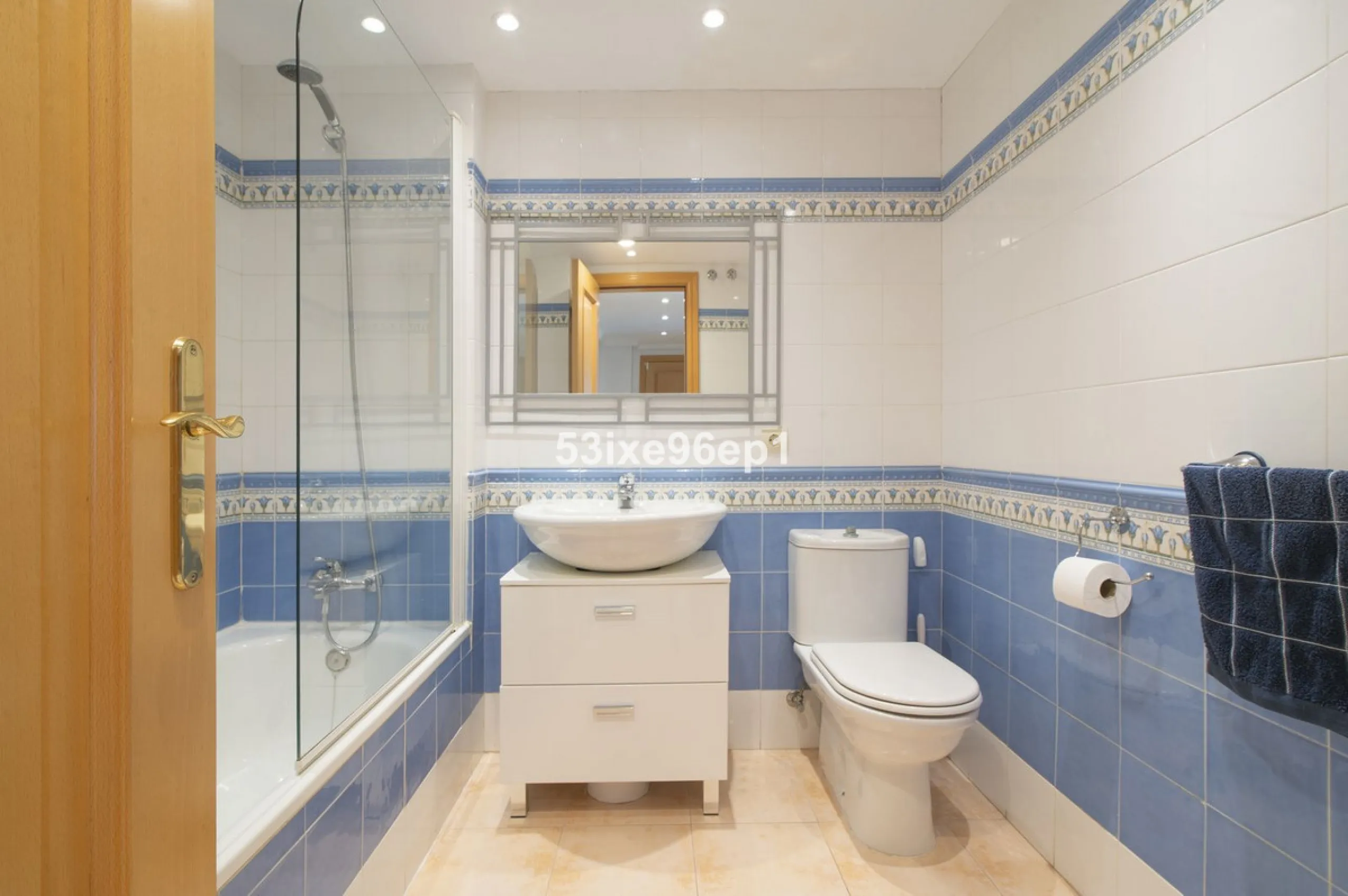 Middle Floor Apartment, Selwo, Costa del Sol.