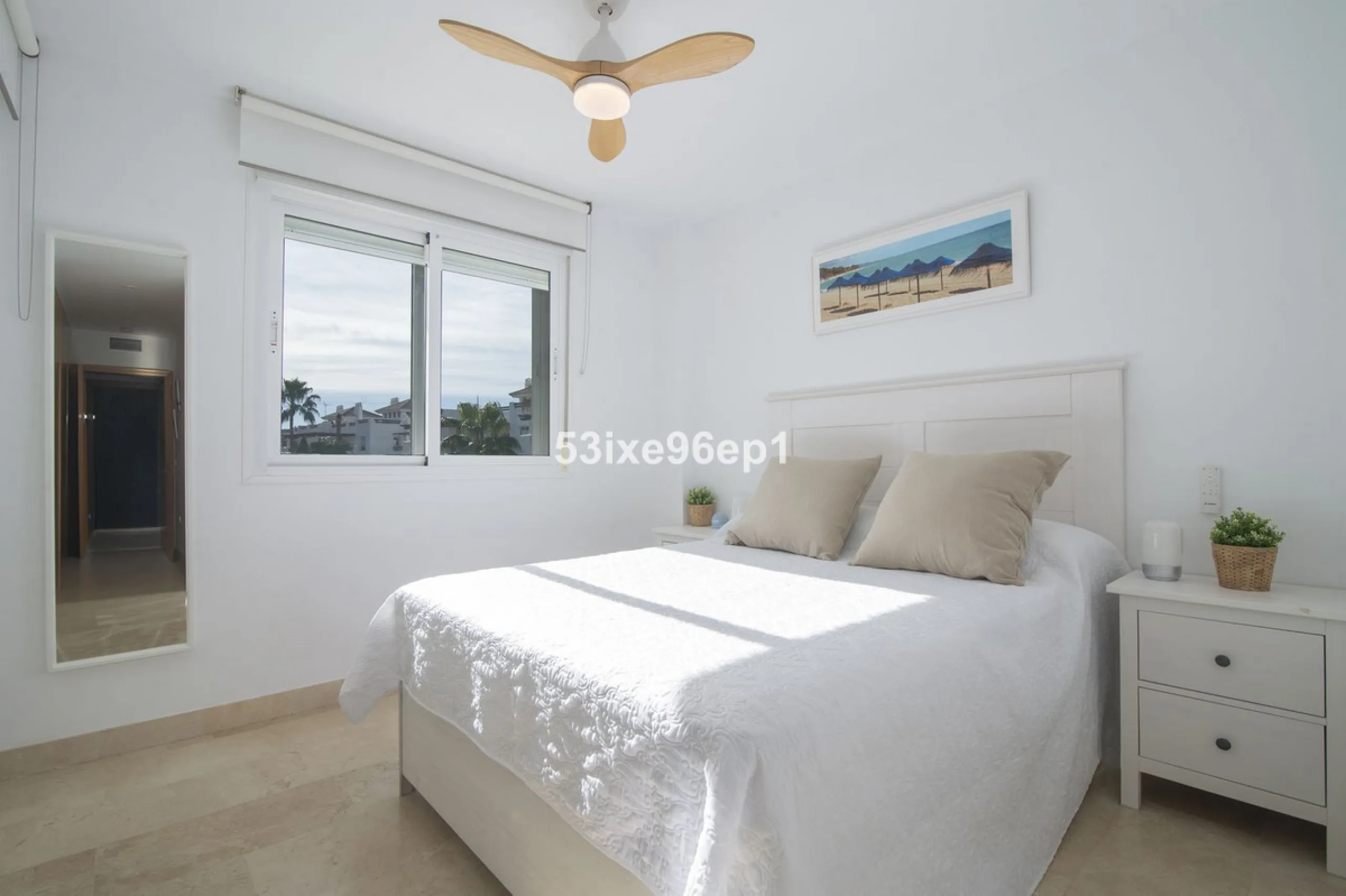 Middle Floor Apartment, Selwo, Costa del Sol.
