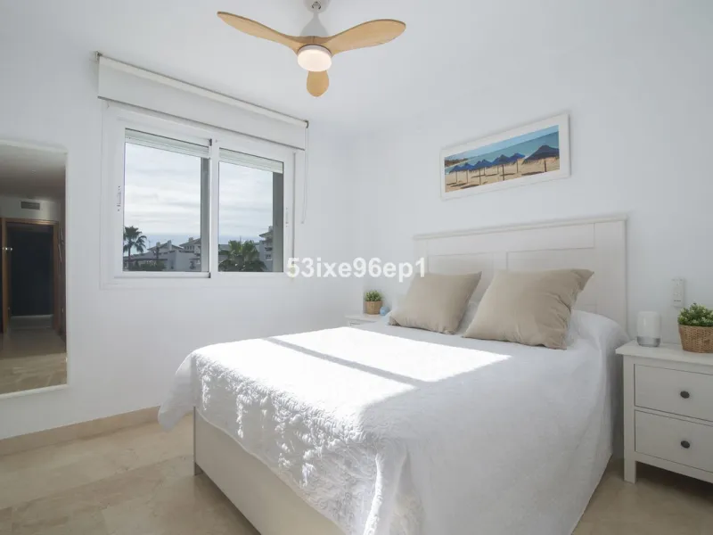 Middle Floor Apartment, Selwo, Costa del Sol.