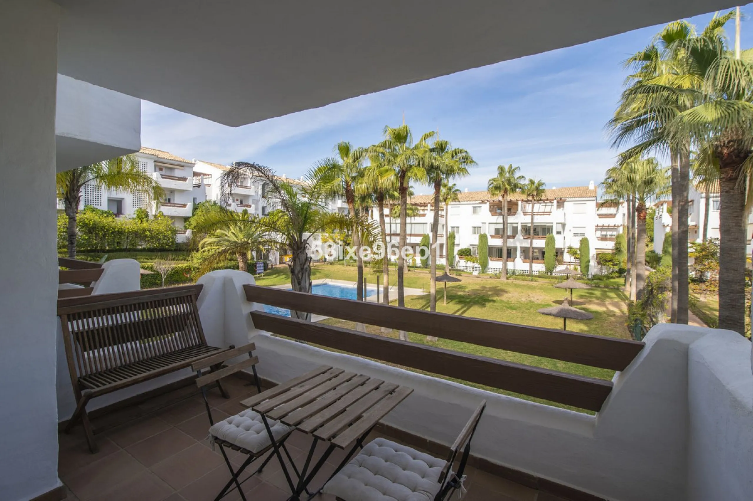 Middle Floor Apartment, Selwo, Costa del Sol.