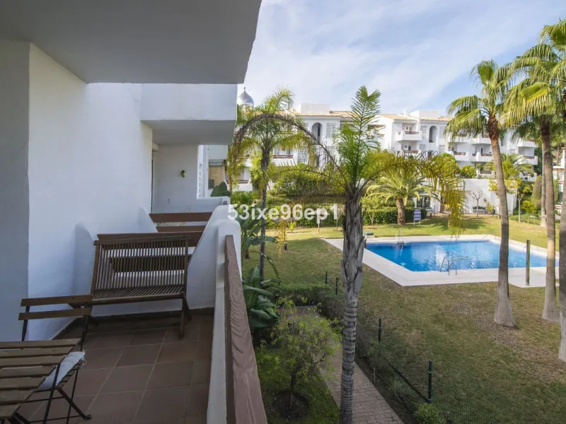 Middle Floor Apartment, Selwo, Costa del Sol.