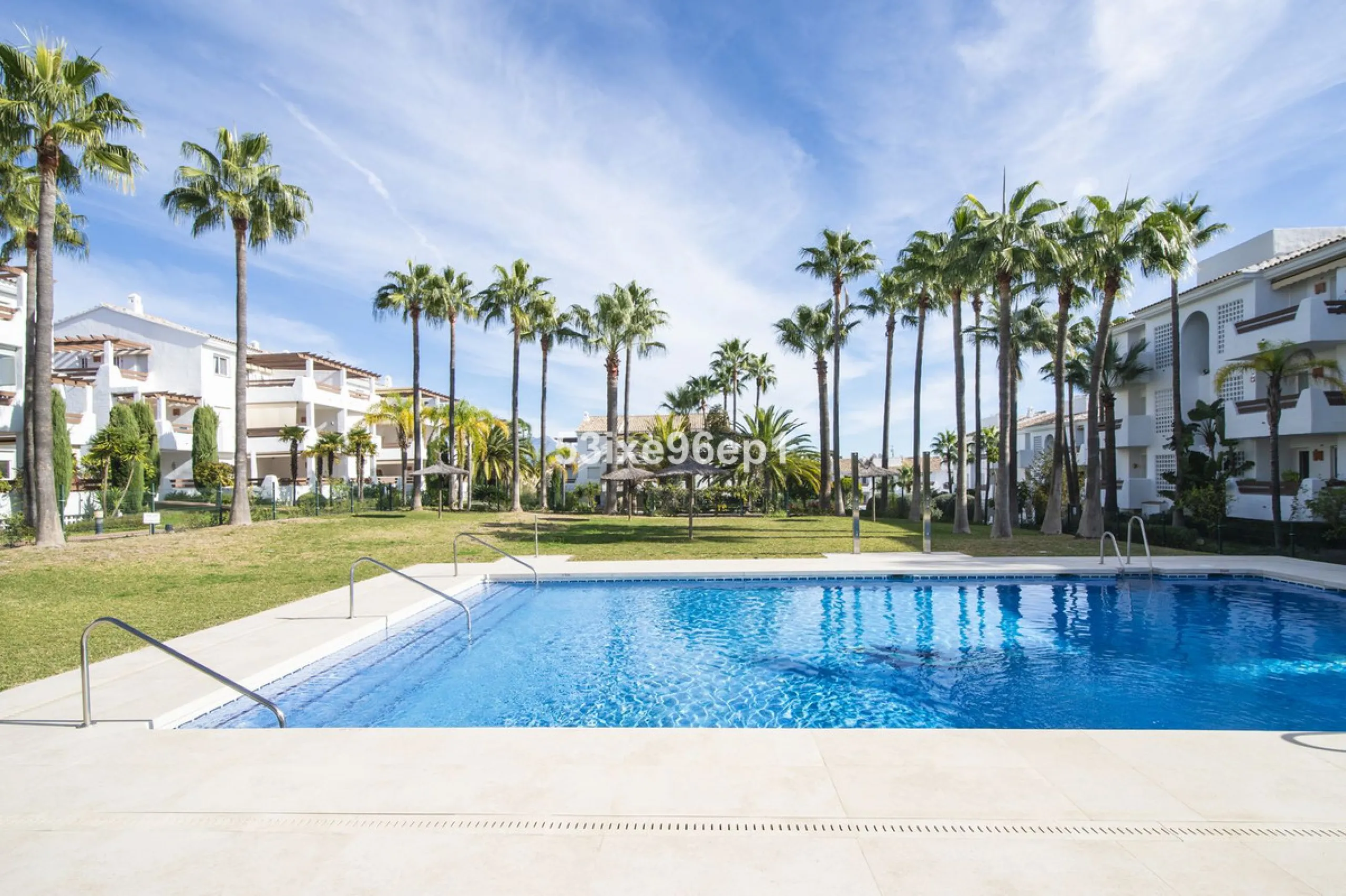 Middle Floor Apartment, Selwo, Costa del Sol.