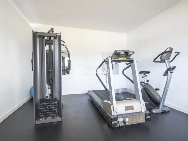 Middle Floor Apartment, Selwo, Costa del Sol.