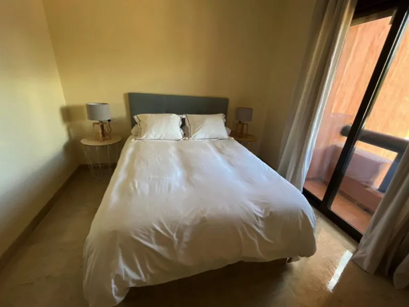 Semi-Furnished Apartment in the Exclusive Urb. Coto Real Duquesa, Manilva – 4 Pools and Move-In Ready!