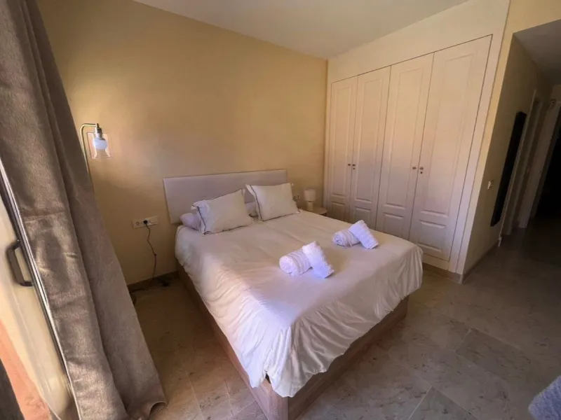 Semi-Furnished Apartment in the Exclusive Urb. Coto Real Duquesa, Manilva – 4 Pools and Move-In Ready!