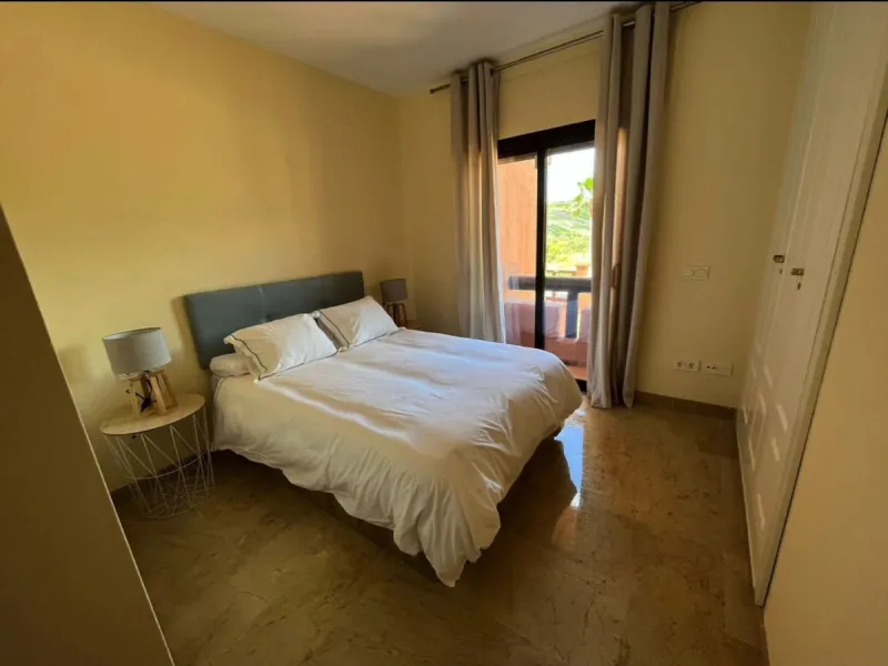 Semi-Furnished Apartment in the Exclusive Urb. Coto Real Duquesa, Manilva – 4 Pools and Move-In Ready!