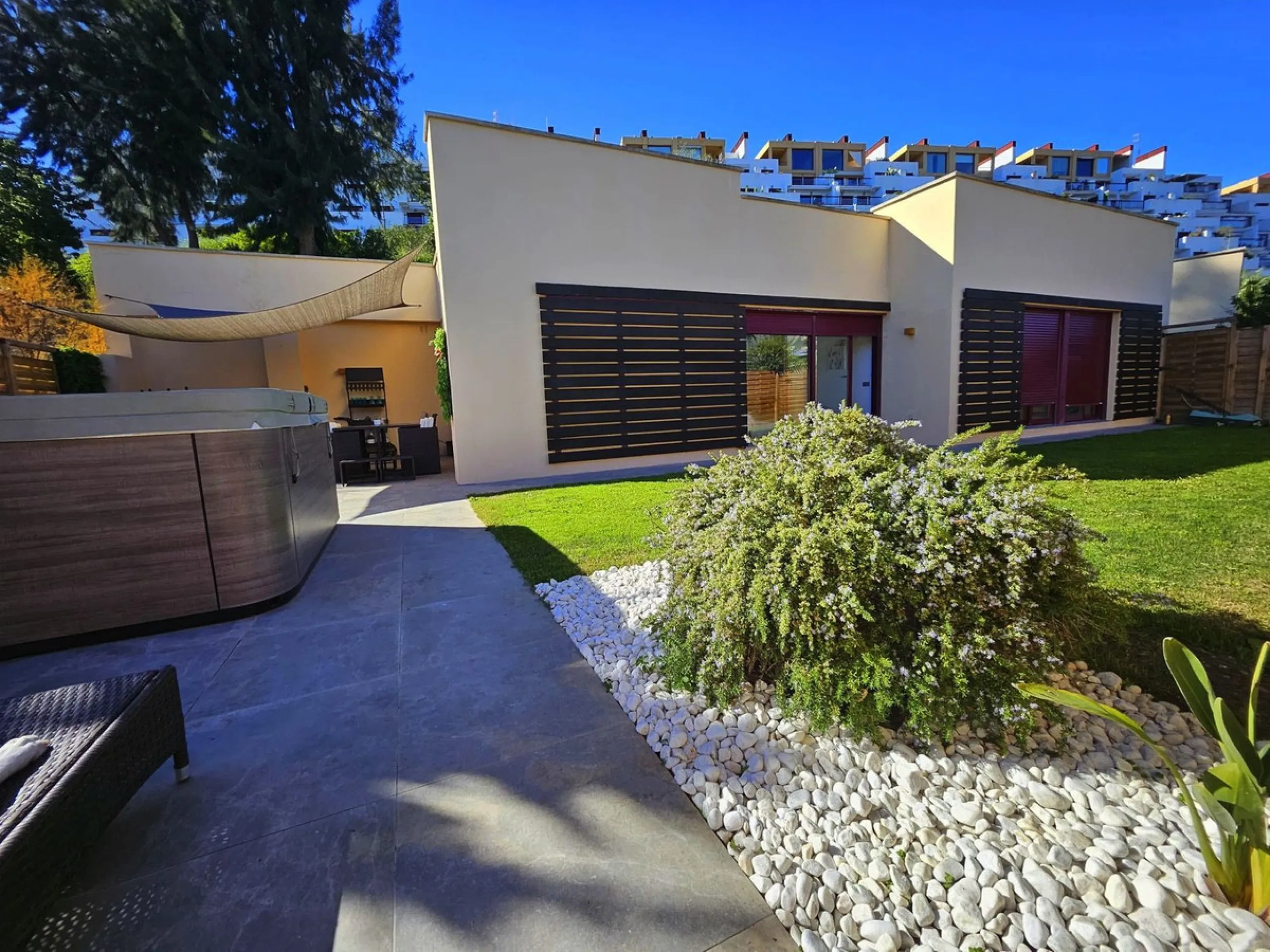 Stunning Detached 3-Bedroom Villa in Pristine Condition at Parque Botánico Resort & Country Club, Benahavís – A Tranquil Costa del Sol Haven