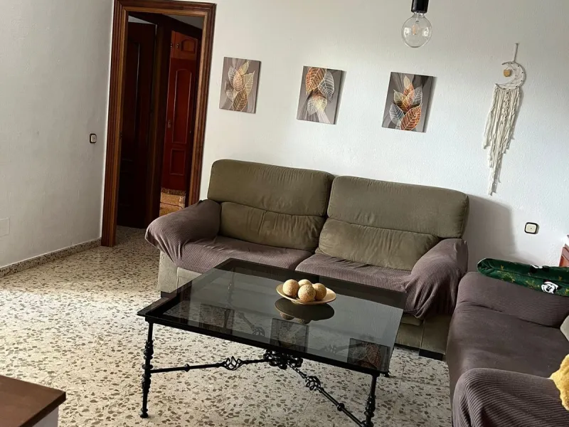 Spacious Ready-to-Move-In Apartment in Miraflores, Marbella – Prime Central Location Just Minutes from the Old Town and Beach!