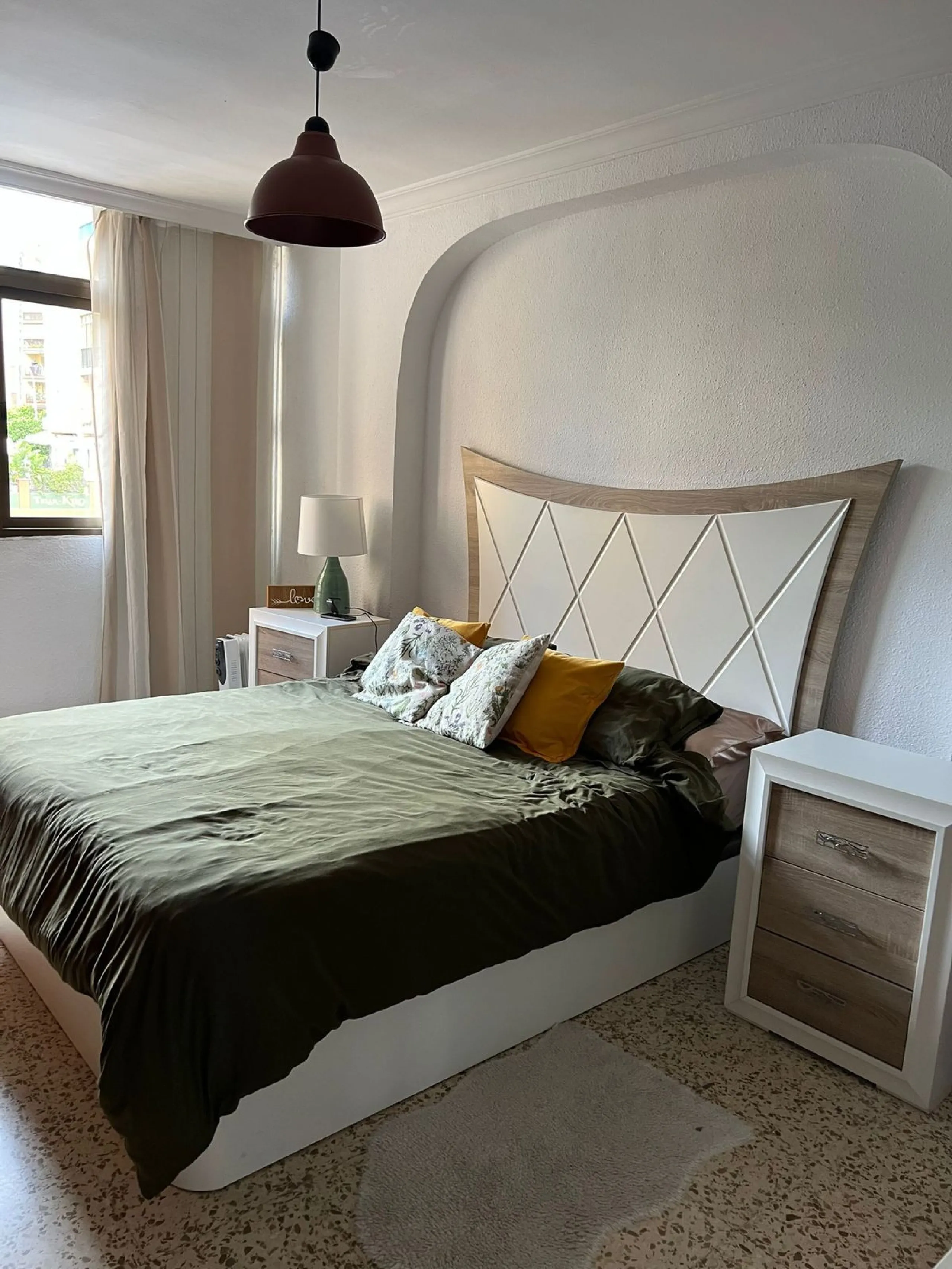 Spacious Ready-to-Move-In Apartment in Miraflores, Marbella – Prime Central Location Just Minutes from the Old Town and Beach!