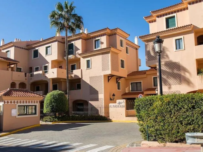 A unique investment opportunity in Puerto de la Duquesa, Manilva, Málaga. Located in one of the most exclusive and sought-after areas of Manilva, this stunning 3-bedroom duplex penthouse combines luxury, comfort, and excellent investment potential. First 