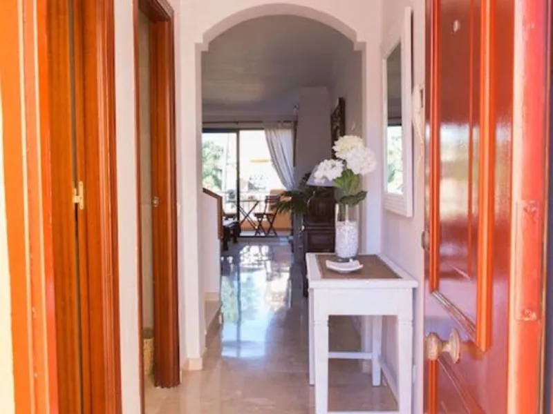 A unique investment opportunity in Puerto de la Duquesa, Manilva, Málaga. Located in one of the most exclusive and sought-after areas of Manilva, this stunning 3-bedroom duplex penthouse combines luxury, comfort, and excellent investment potential. First 
