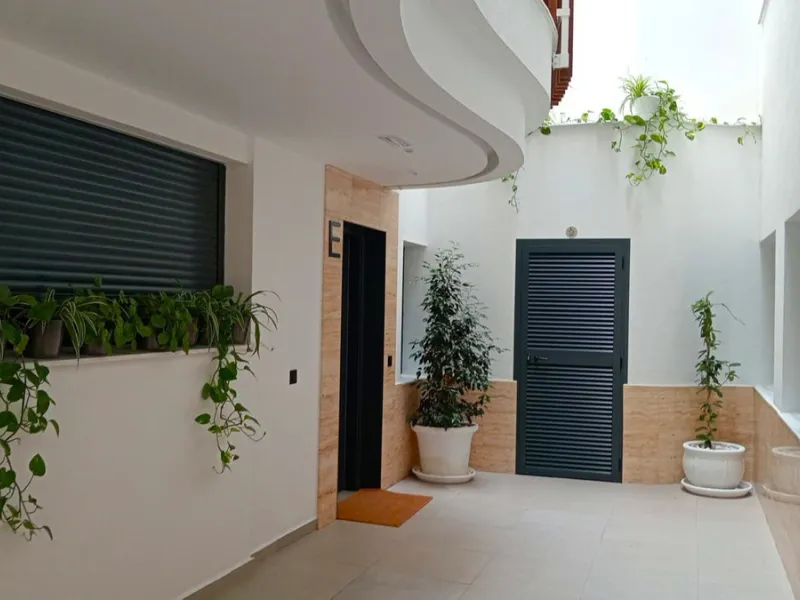 Beautiful and charming apartment for sale in the centre of Estepona, located just a few metres from the iconic La Rada beach, in one of the most sought-after and privileged areas of the town.