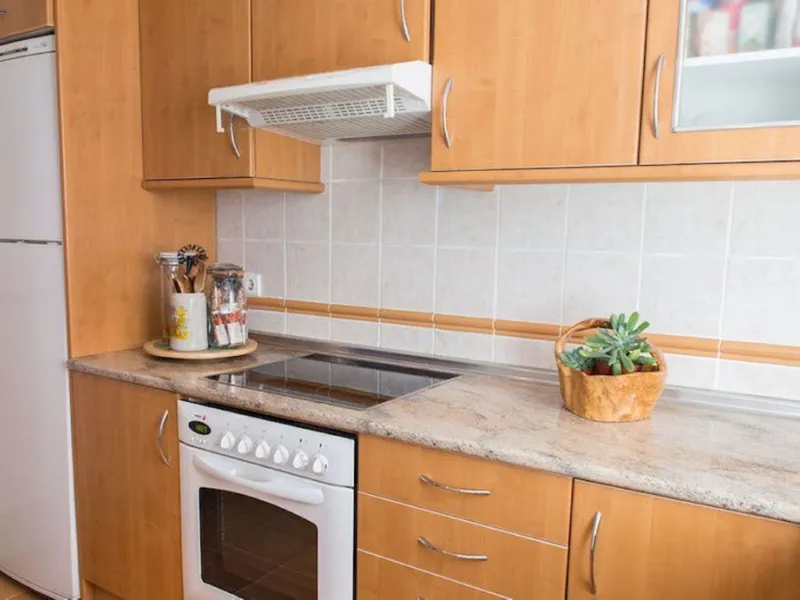 A unique investment opportunity in Puerto de la Duquesa, Manilva, Málaga. Located in one of the most exclusive and sought-after areas of Manilva, this stunning 3-bedroom duplex penthouse combines luxury, comfort, and excellent investment potential. First 