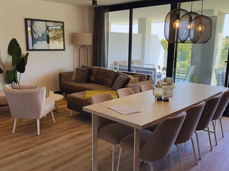 Apartment - Middle Floor Apartment в продаже в Mijas, Málaga. В доме 4 спален и 2 ванных комнат. Площадь дома 80 м²