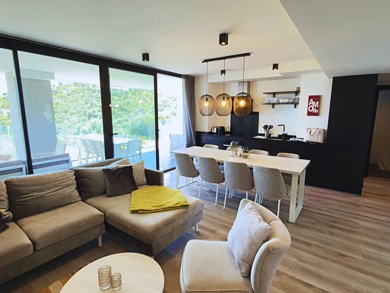 Apartment - Middle Floor Apartment в продаже в Mijas, Málaga. В доме 4 спален и 2 ванных комнат. Площадь дома 80 м²