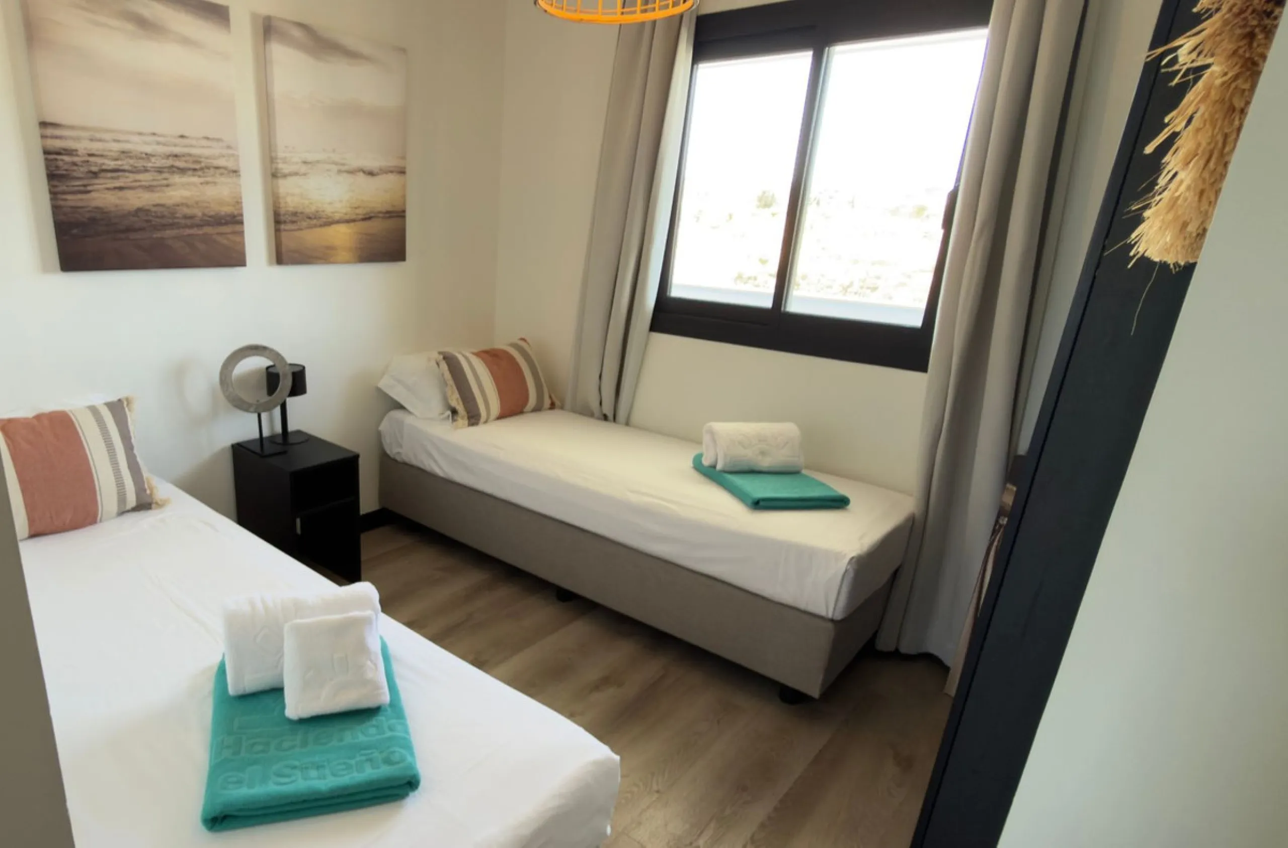 Apartment - Middle Floor Apartment в продаже в Mijas, Málaga. В доме 4 спален и 2 ванных комнат. Площадь дома 80 м²