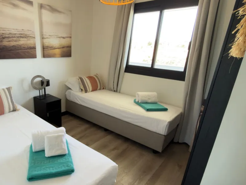 Apartment - Middle Floor Apartment в продаже в Mijas, Málaga. В доме 4 спален и 2 ванных комнат. Площадь дома 80 м²