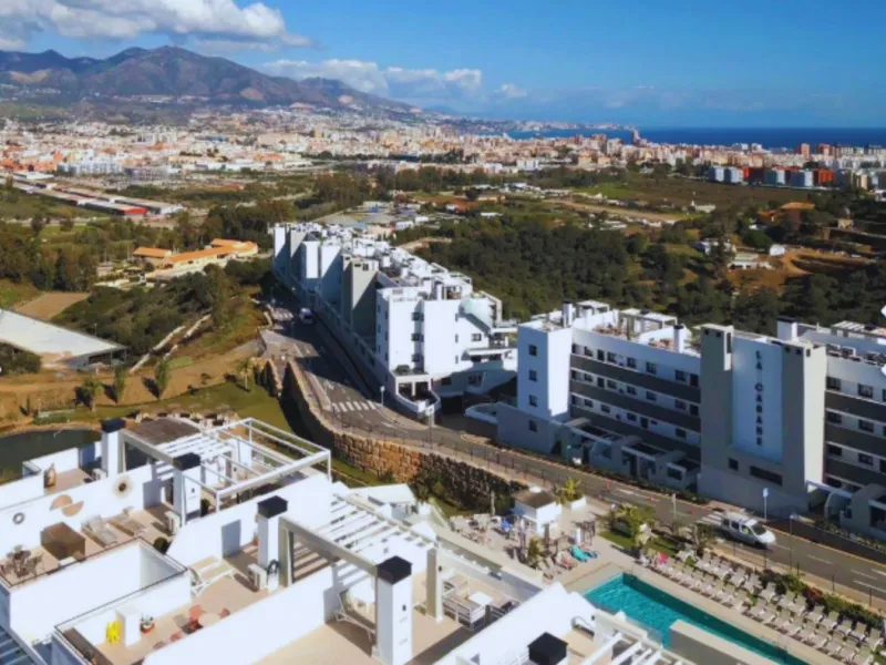 Apartment - Middle Floor Apartment в продаже в Mijas, Málaga. В доме 4 спален и 2 ванных комнат. Площадь дома 80 м²