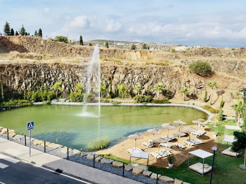 Apartment - Middle Floor Apartment в продаже в Mijas, Málaga. В доме 4 спален и 2 ванных комнат. Площадь дома 80 м²