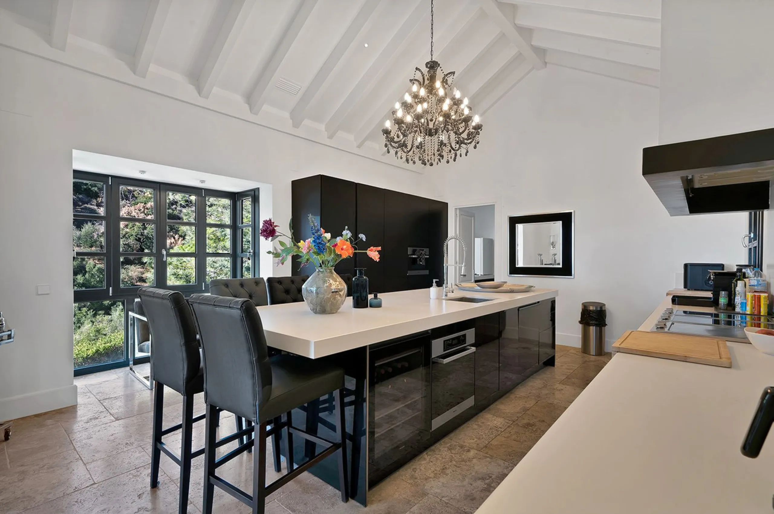 A stunning 5 bedroom Andalusían-inspired villa with panoramic sea and mountain views, Monte Mayor, Benahavís