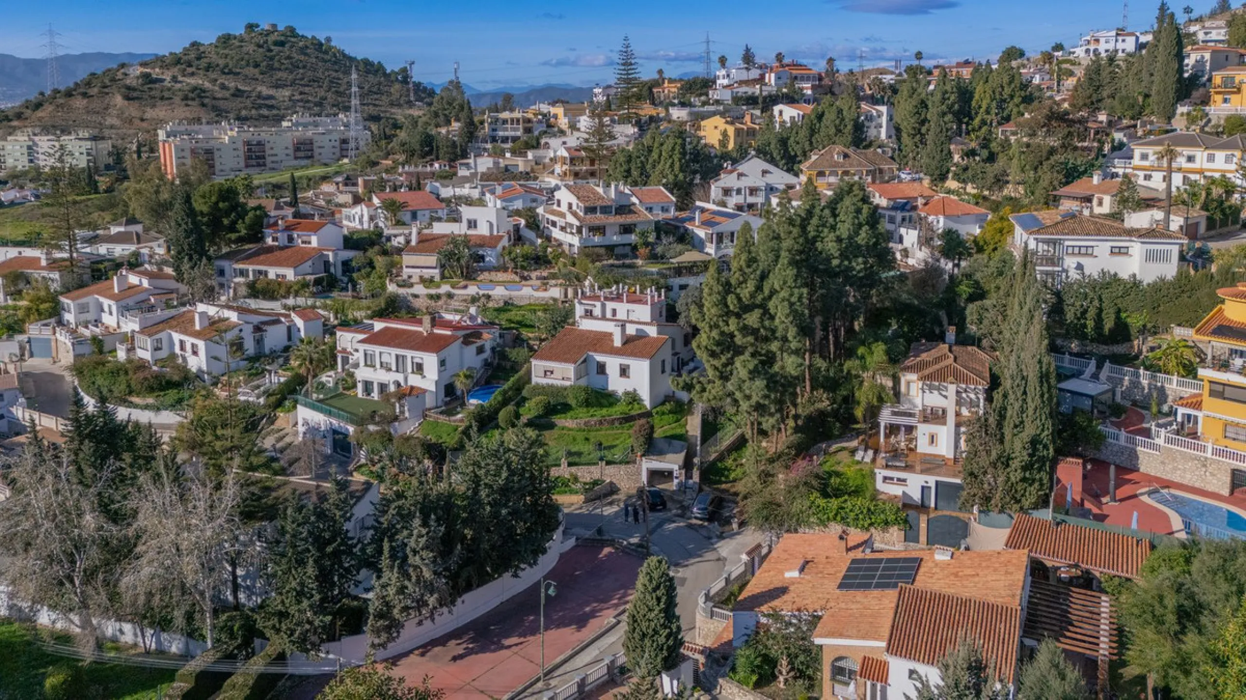Exclusive Villa Renovation Opportunity in El Atabal, Puerto de la Torre – Málaga