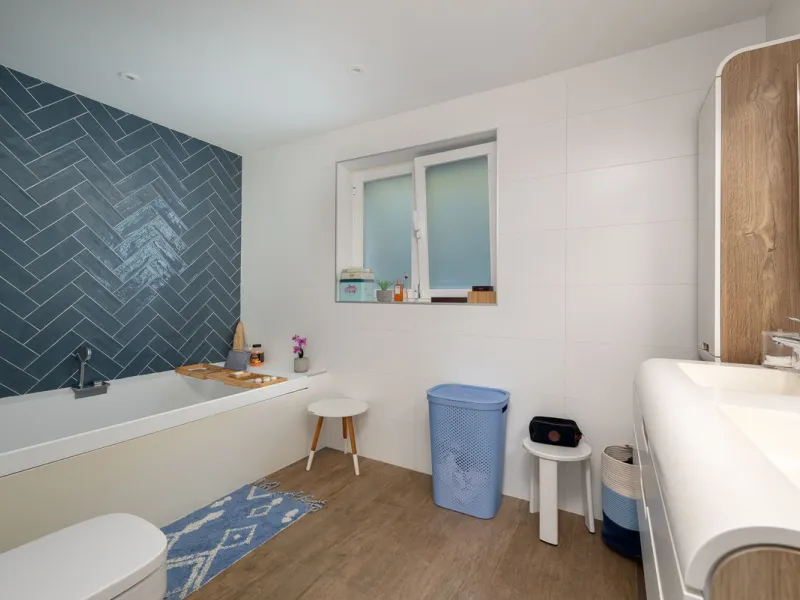 Apartment - Middle Floor Apartment в продаже в Benahavís, Málaga. В доме 3 спален и 2 ванных комнат. Площадь дома 174 м²