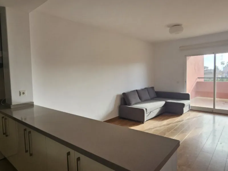 Apartment - Middle Floor Apartment в продаже в Mijas, Málaga. В доме 3 спален и 2 ванных комнат. Площадь дома 114 м²
