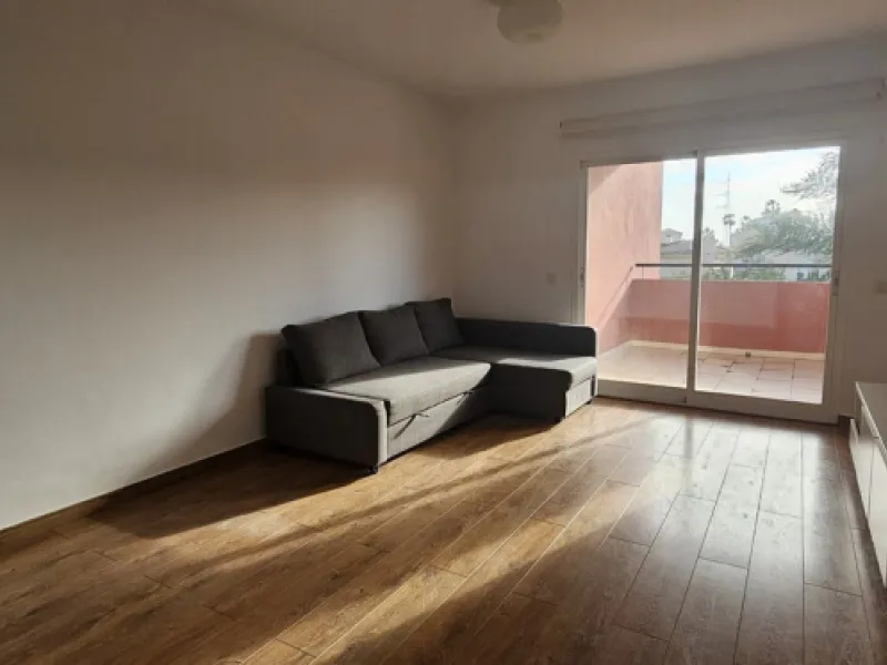 Apartment - Middle Floor Apartment в продаже в Mijas, Málaga. В доме 3 спален и 2 ванных комнат. Площадь дома 114 м²
