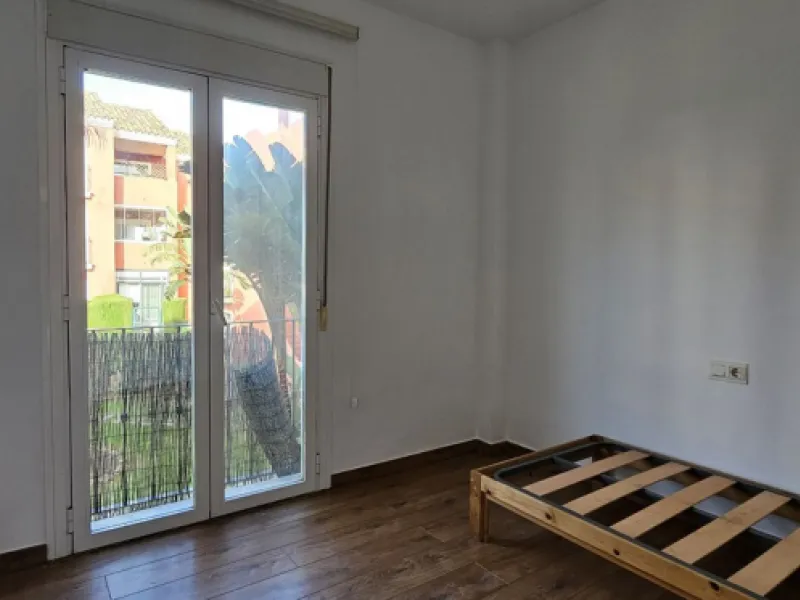 Apartment - Middle Floor Apartment в продаже в Mijas, Málaga. В доме 3 спален и 2 ванных комнат. Площадь дома 114 м²