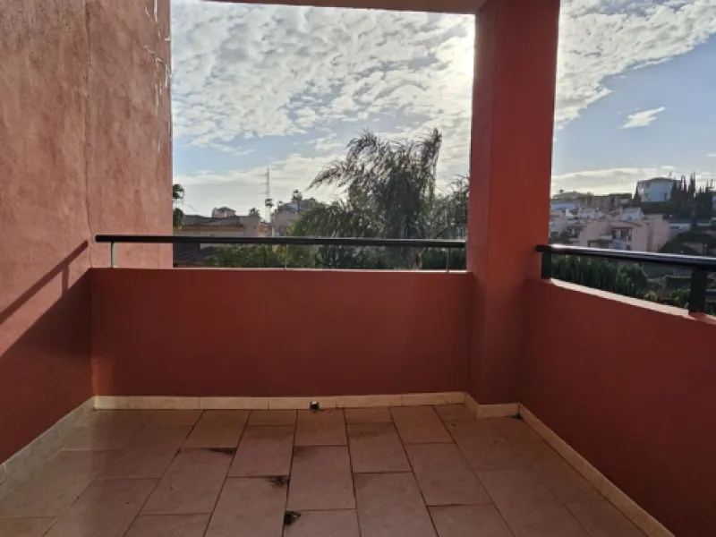 Apartment - Middle Floor Apartment в продаже в Mijas, Málaga. В доме 3 спален и 2 ванных комнат. Площадь дома 114 м²