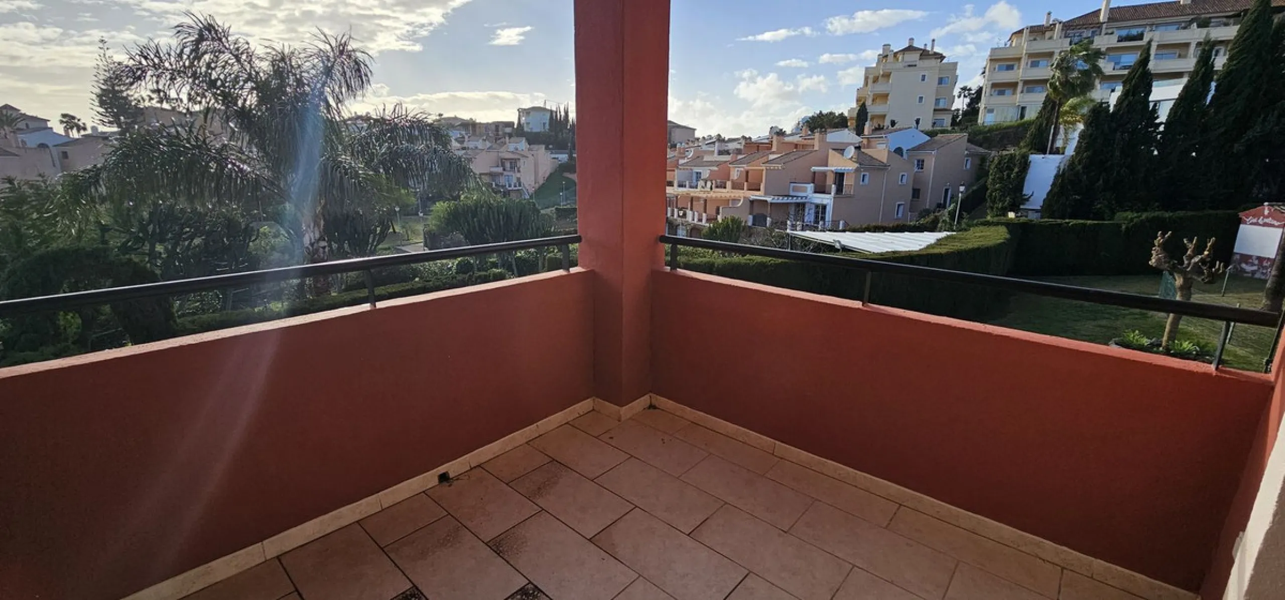 Apartment - Middle Floor Apartment в продаже в Mijas, Málaga. В доме 3 спален и 2 ванных комнат. Площадь дома 114 м²