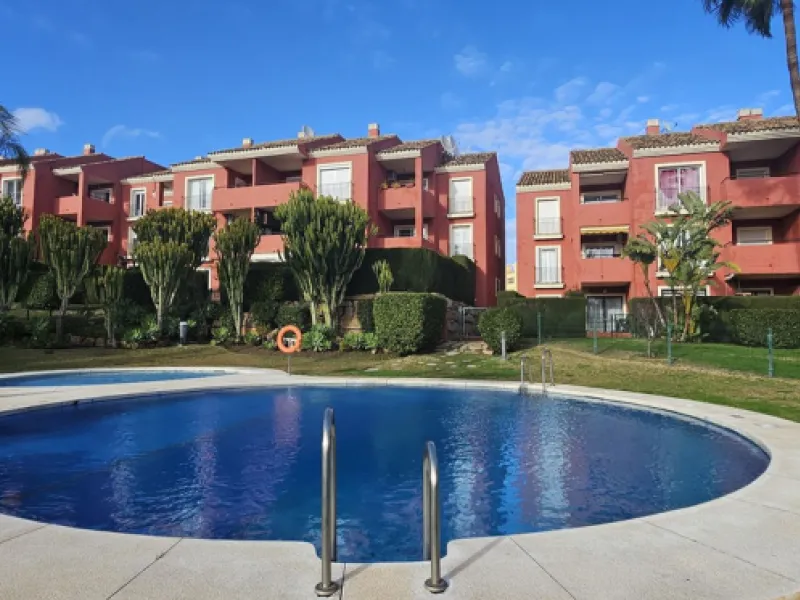 Apartment - Middle Floor Apartment в продаже в Mijas, Málaga. В доме 3 спален и 2 ванных комнат. Площадь дома 114 м²