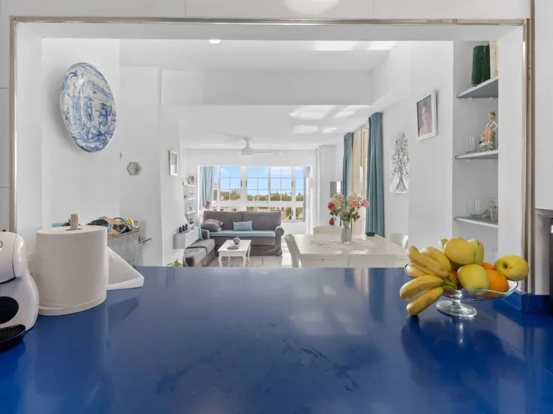 Apartment - Middle Floor Apartment в продаже в Marbella, Málaga. В доме 2 спален и 2 ванных комнат. Площадь дома 78 м²