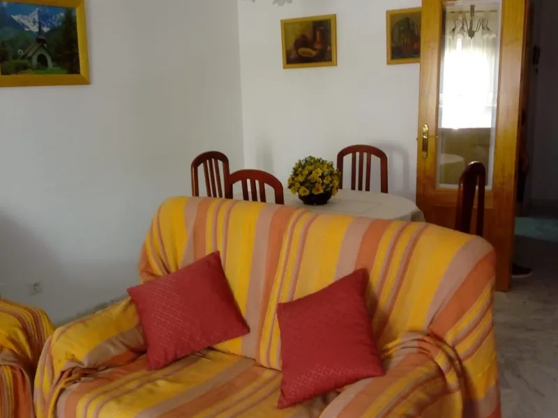 Apartment - Ground Floor Apartment в продаже в Estepona, Málaga. В доме 3 спален и 2 ванных комнат. Площадь дома 122 м²