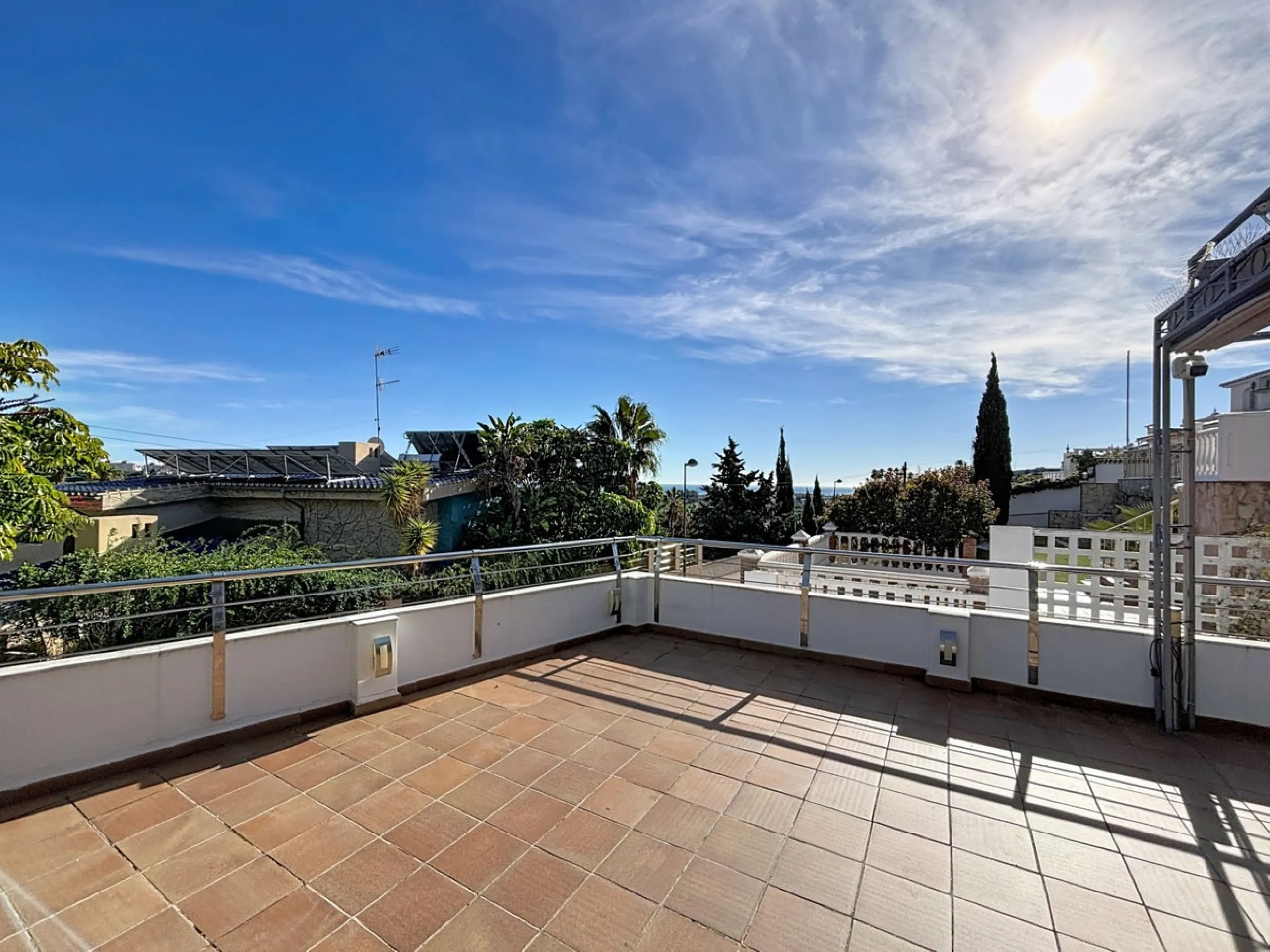 Discover your corner of paradise in this captivating three-bedroom, three-bathroom home, located in the sought-after El Capitan Urbanization. Distributed over two floors, this property perfectly combines modern comfort with the relaxed elegance of the Spa