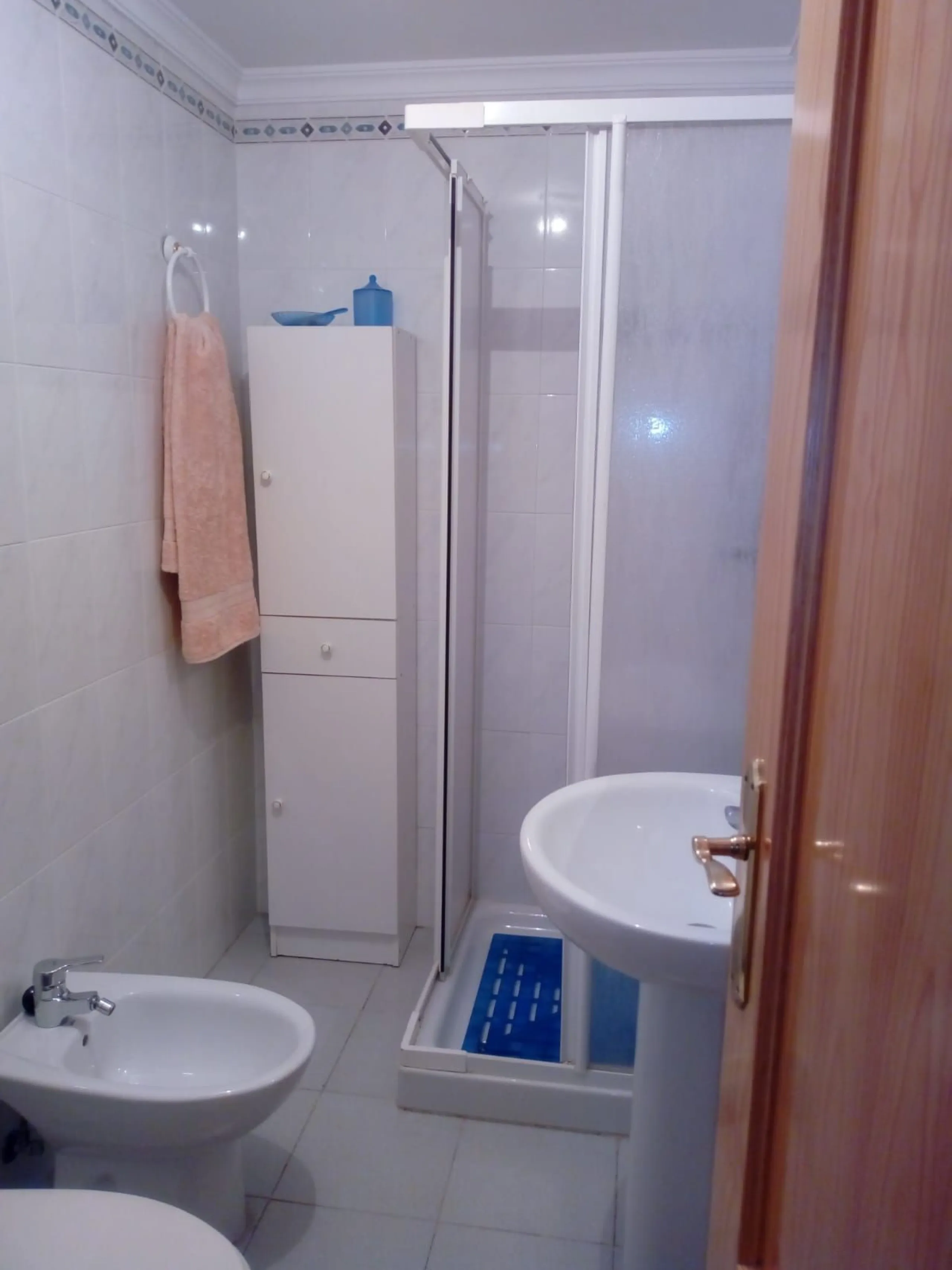 Apartment - Ground Floor Apartment в продаже в Estepona, Málaga. В доме 3 спален и 2 ванных комнат. Площадь дома 122 м²
