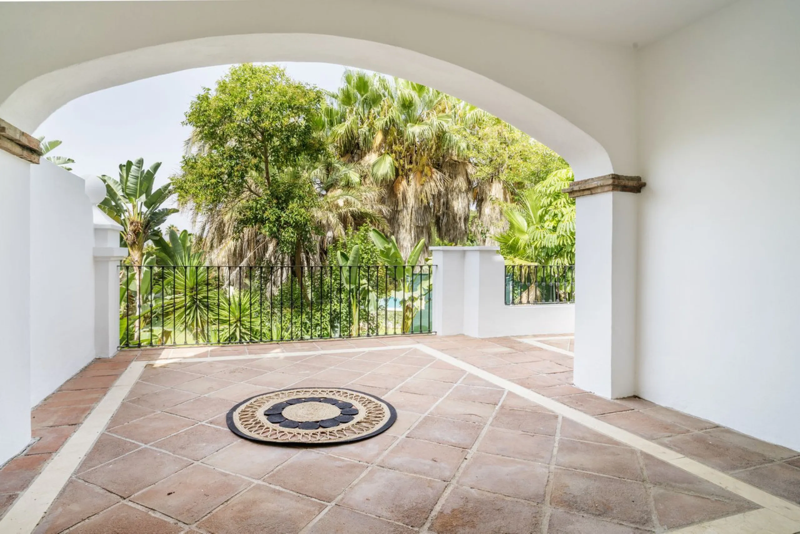 Living in Montebello Hills: serenity, distinction, and the soul of Marbella.