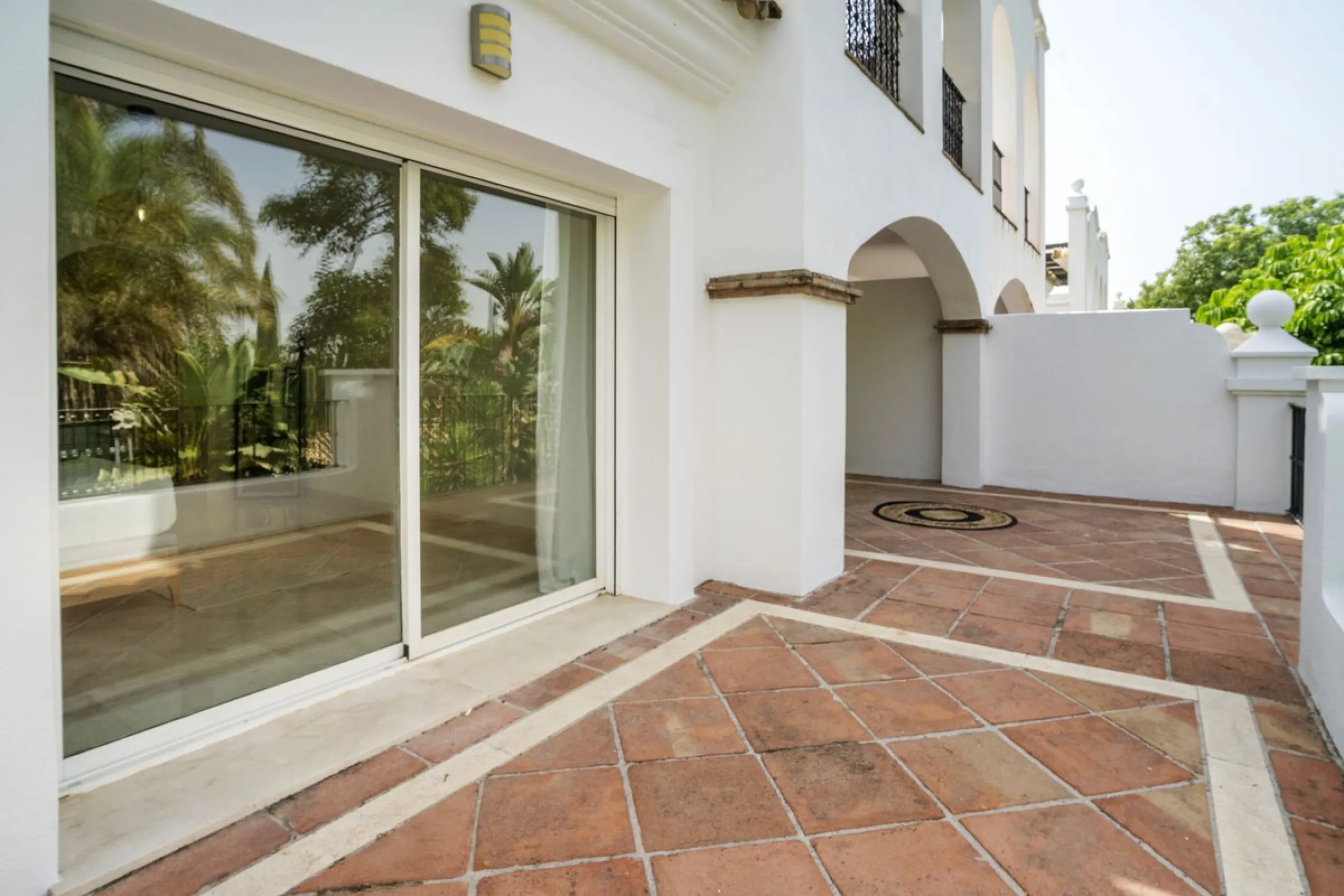 Living in Montebello Hills: serenity, distinction, and the soul of Marbella.