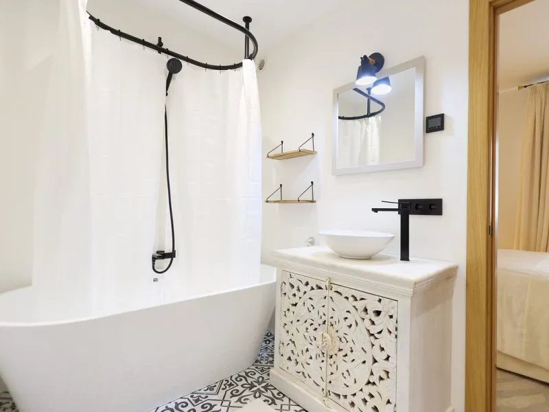 Apartment - Middle Floor Apartment в продаже в Marbella, Málaga. В доме 2 спален и 2 ванных комнат. Площадь дома 118 м²