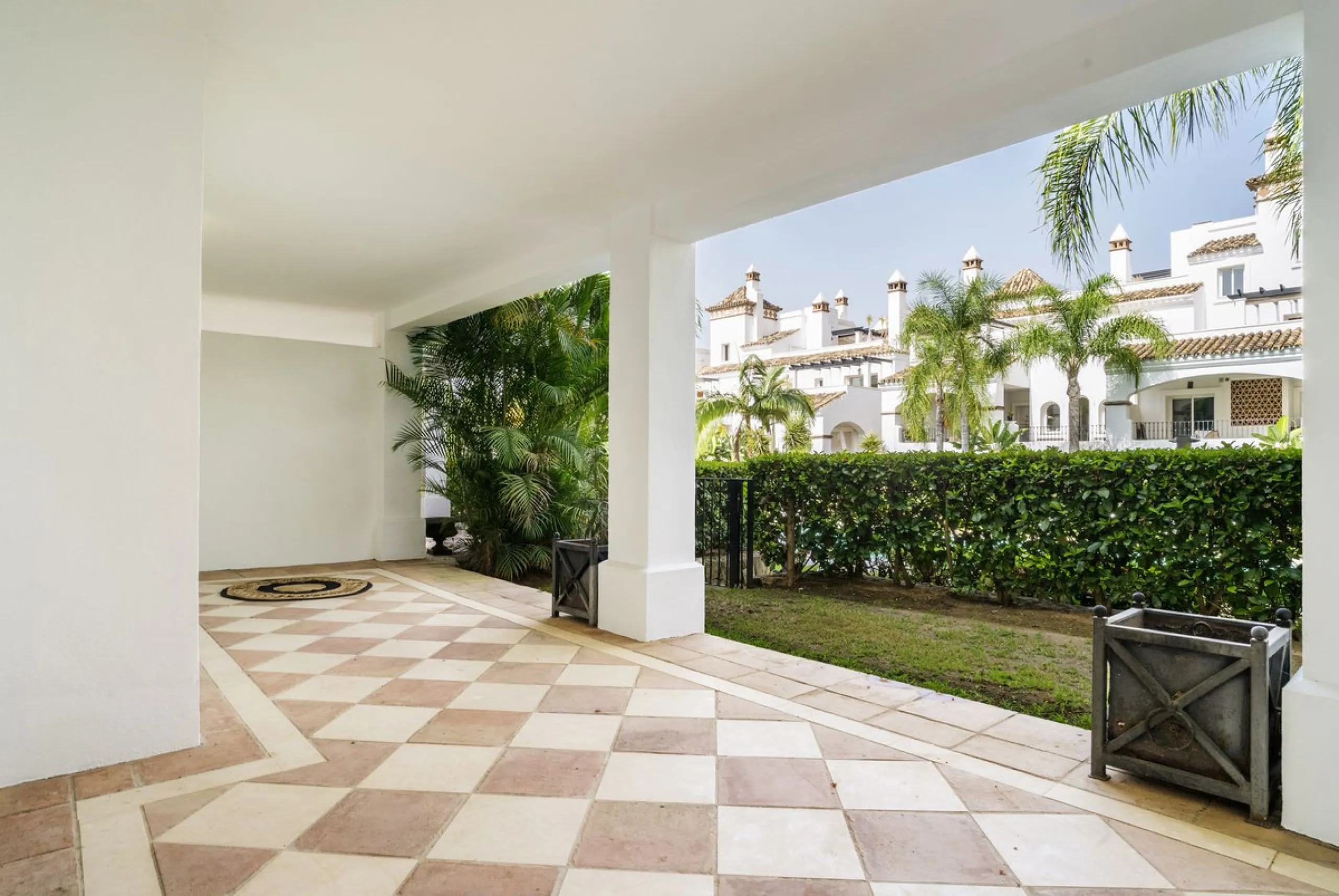 Living in Montebello Hills: serenity, distinction, and the soul of Marbella.