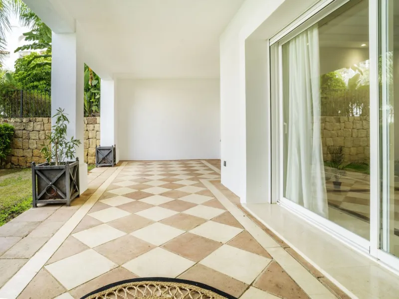 Living in Montebello Hills: serenity, distinction, and the soul of Marbella.