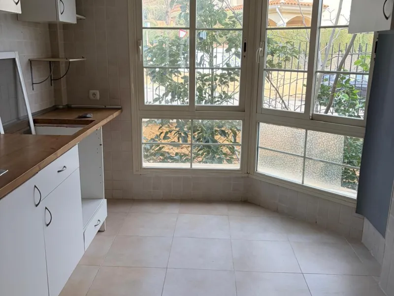 Beautiful apartment for sale in Riviera del Sol, Mijas, located in one of the most sought-after areas of the Costa del Sol, ideal both as an investment and as a holiday home near the sea.