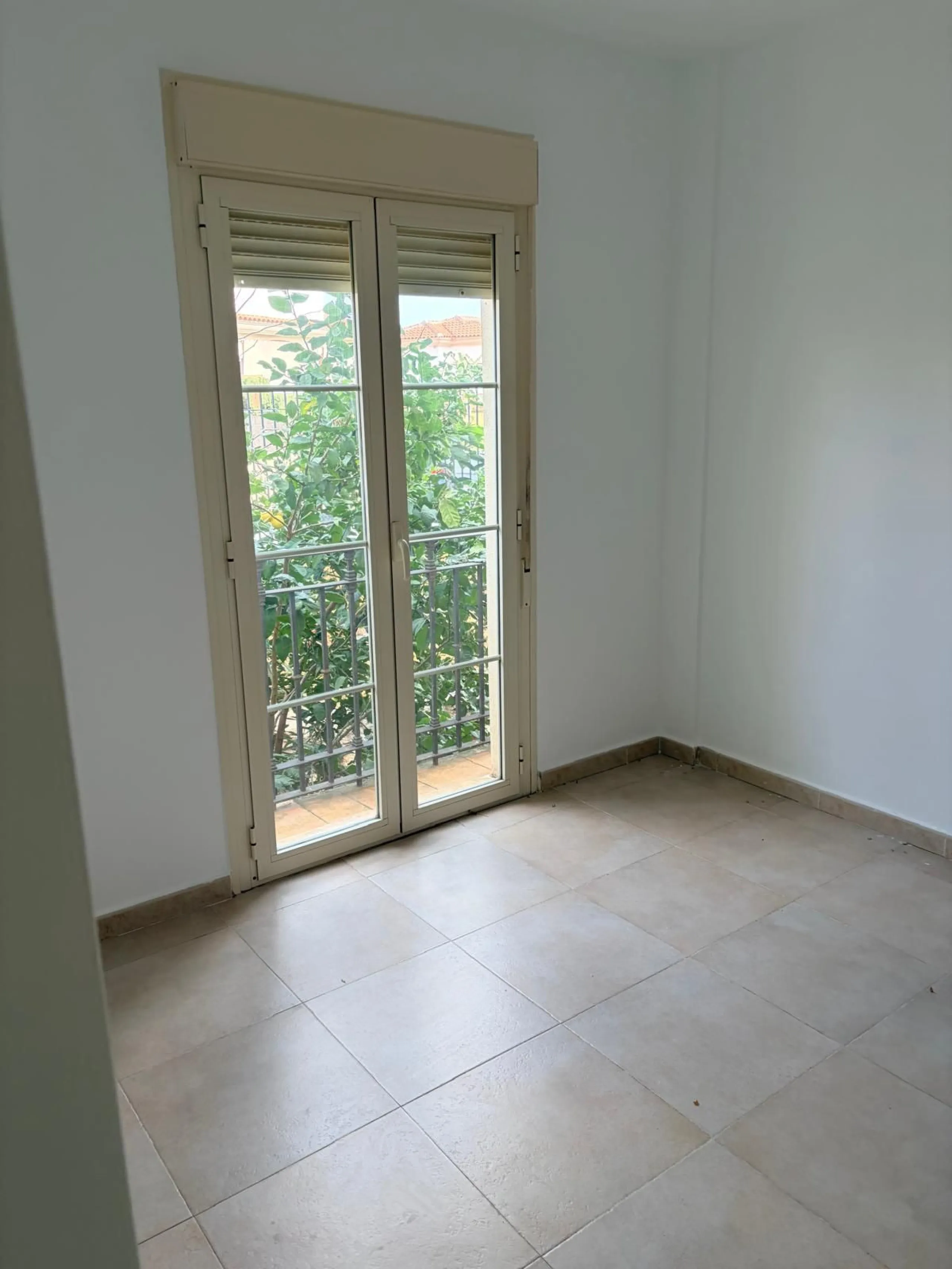 Beautiful apartment for sale in Riviera del Sol, Mijas, located in one of the most sought-after areas of the Costa del Sol, ideal both as an investment and as a holiday home near the sea.