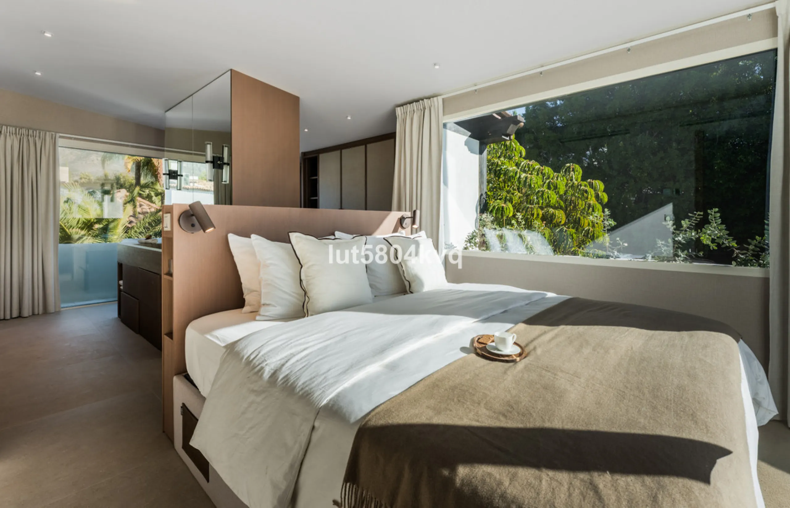 Semi-Detached Villa in Altos de Salamanca – Marbella's Golden Mile