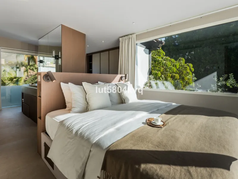 Semi-Detached Villa in Altos de Salamanca – Marbella's Golden Mile