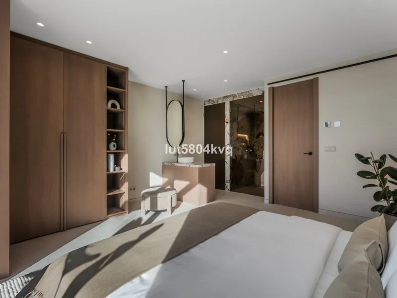 Semi-Detached Villa in Altos de Salamanca – Marbella's Golden Mile