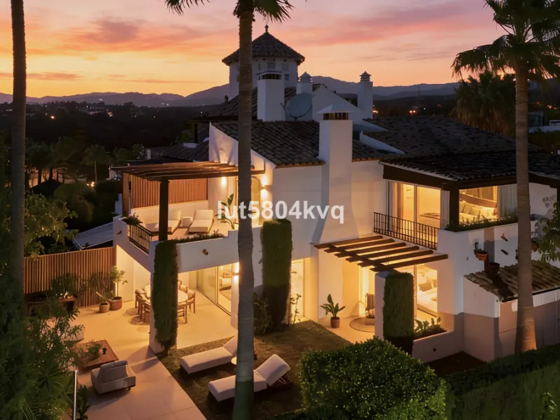 Semi-Detached Villa in Altos de Salamanca – Marbella's Golden Mile