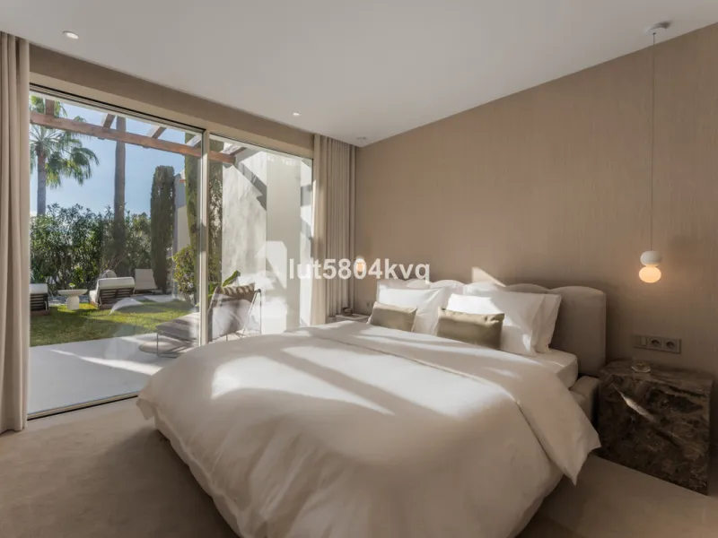 Semi-Detached Villa in Altos de Salamanca – Marbella's Golden Mile